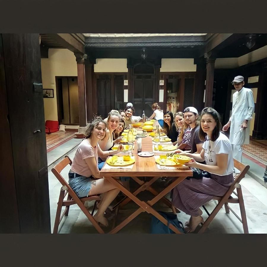 Deewanji Ni Haveli Bed & Breakfast Ahmedabad Ngoại thất bức ảnh