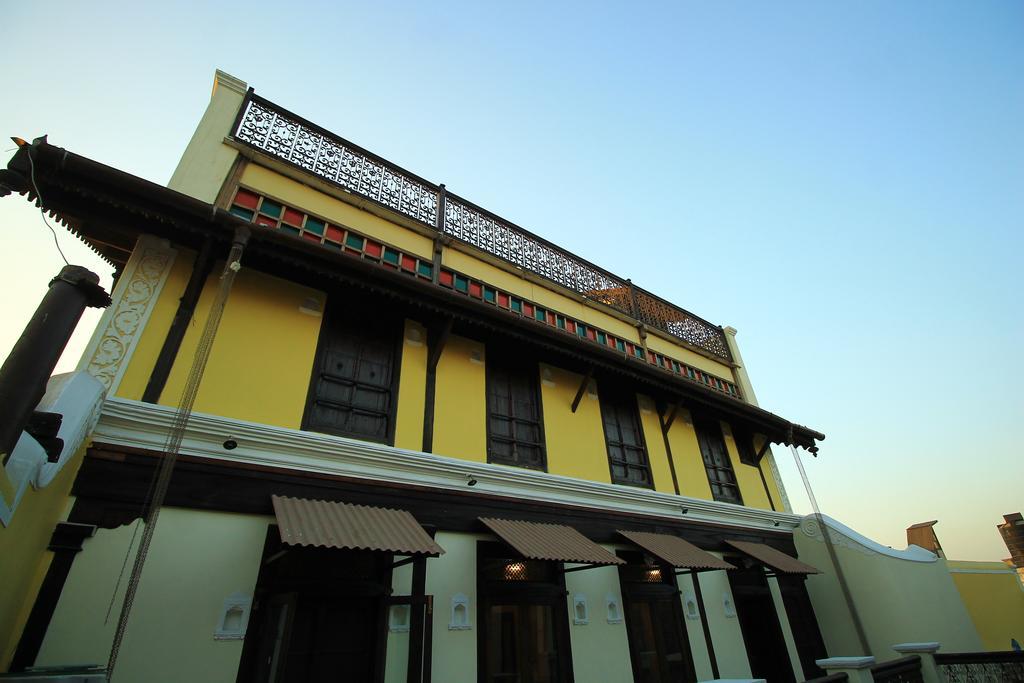 Deewanji Ni Haveli Bed & Breakfast Ahmedabad Ngoại thất bức ảnh